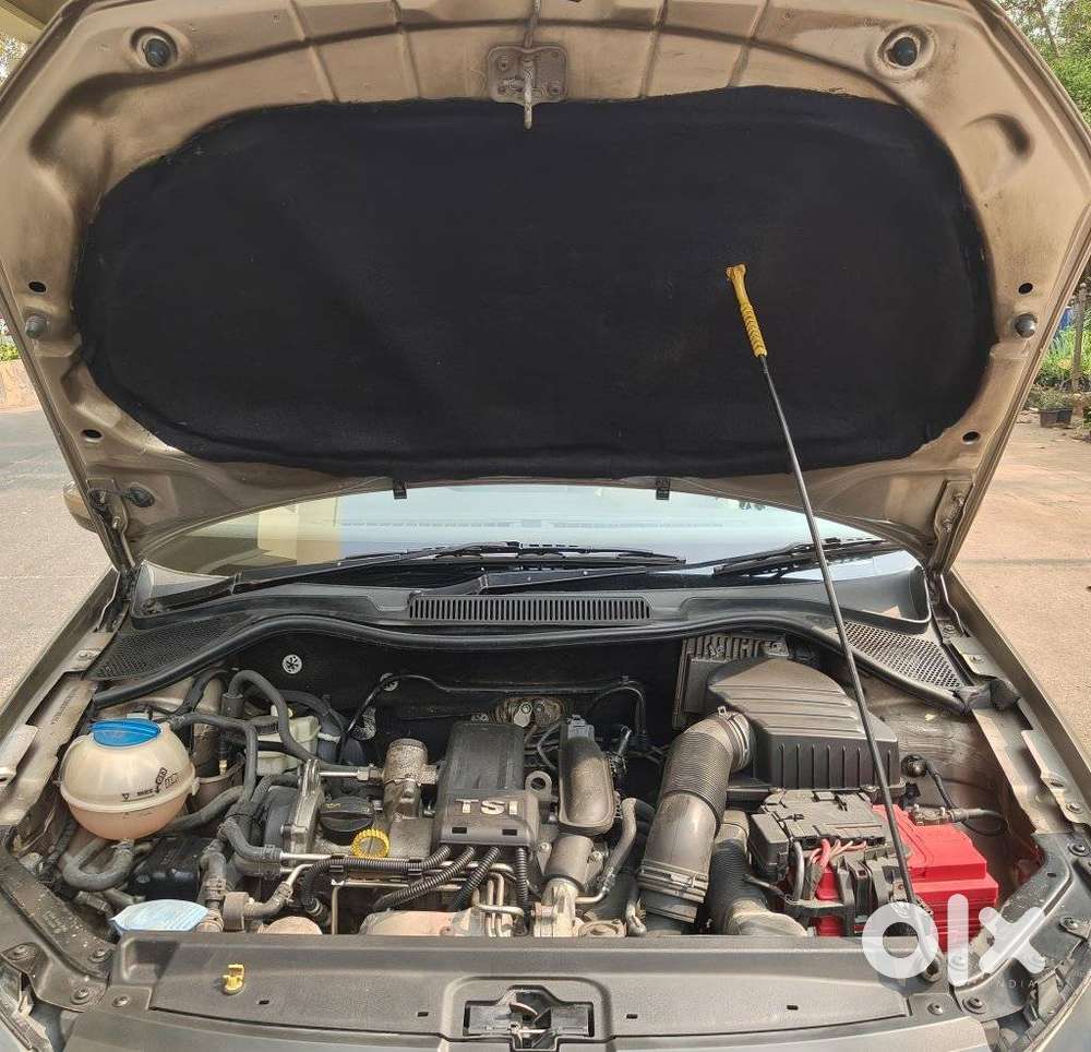 Volkswagen Vento 1.2 Tsi Highline Plus At, 2015, Petrol