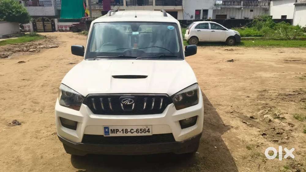 Mahindra Scorpio S10 Diesel Manual 2015