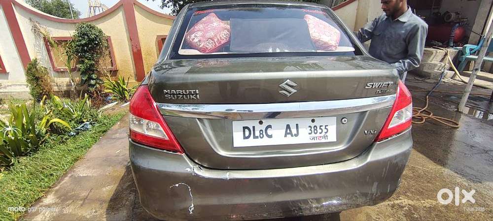 Maruti Suzuki Swift Dzire 2015 Petrol 68200 Km Driven