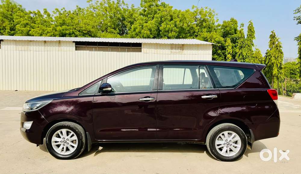 Toyota Innova Crysta 2.4 Vx Mt 8s, 2016, Diesel