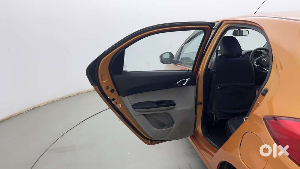 Tata Tiago Xz, 2017, Petrol