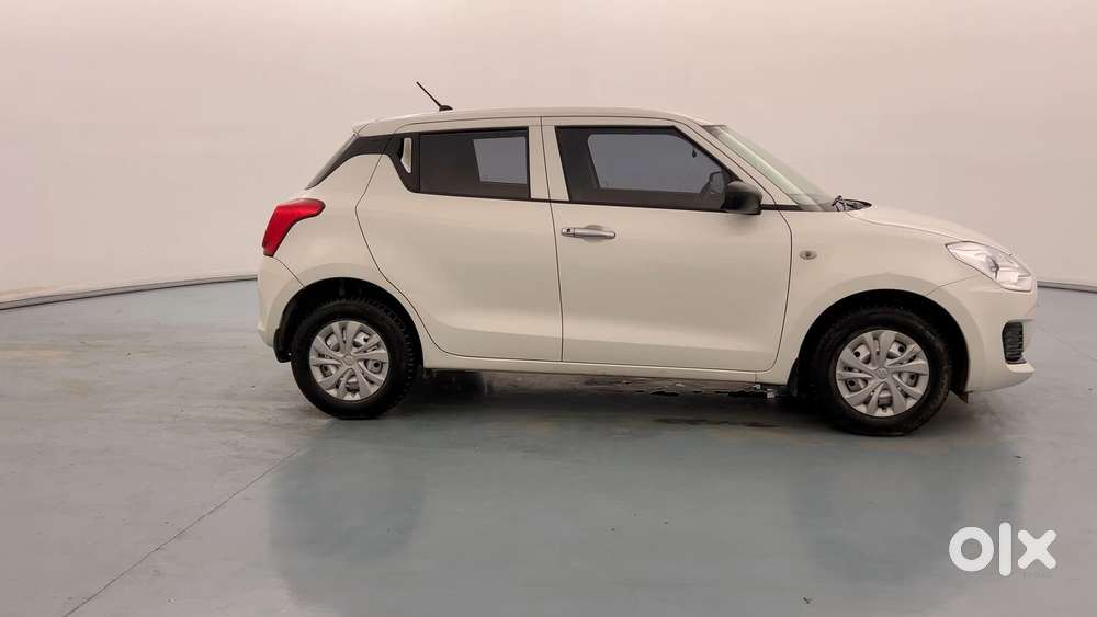 Maruti Suzuki Swift 1.3 Lxi, 2020, Petrol
