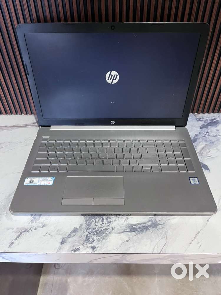 Hp l3 processor/8GB RAM /256 GB SSD/ 2-3hrs battery backup