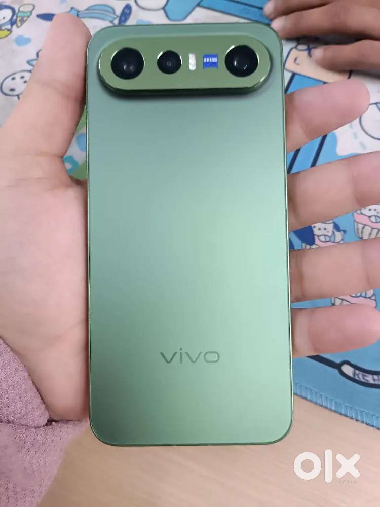 Vivo x300 fe bought on 5 august