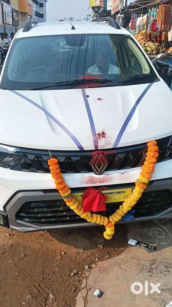 Renault Triber 2026 Cng & Hybrids 200 Km Driven