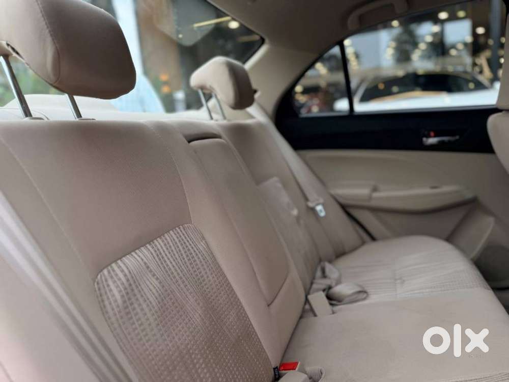 Maruti Suzuki Swift Dzire Zxi + Mt, 2018, Petrol