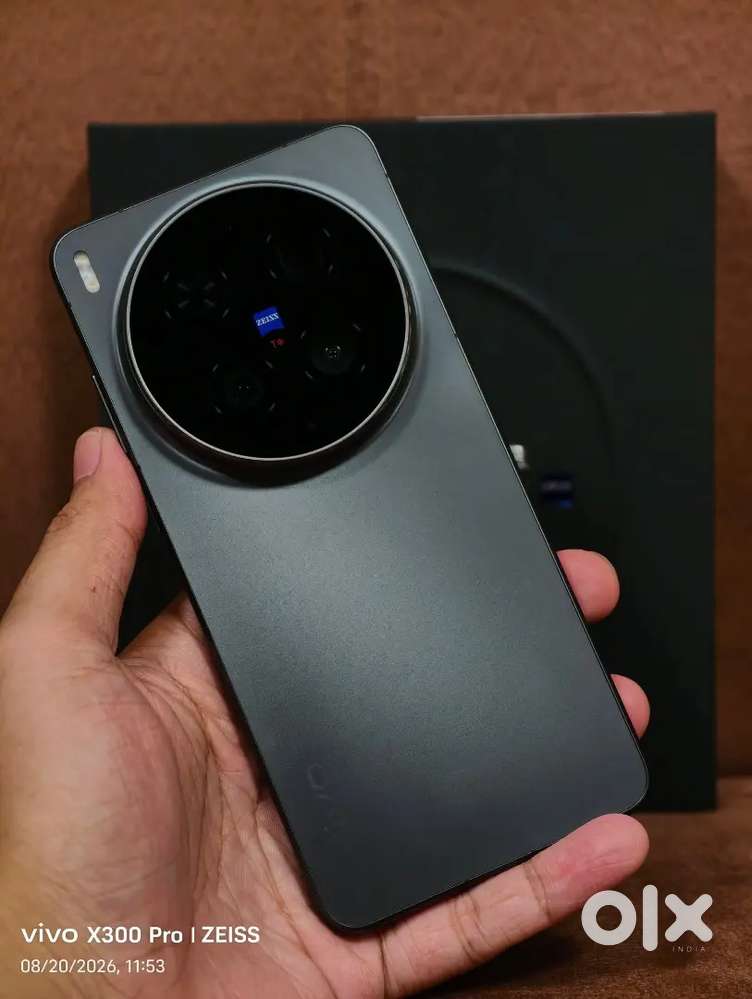 Vivo X 300 ultra,512gb ,bill,box, charger all accessories available