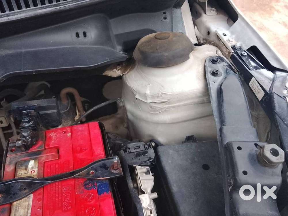 Maruti Suzuki Swift Vxi With Abs, 2015, Petrol