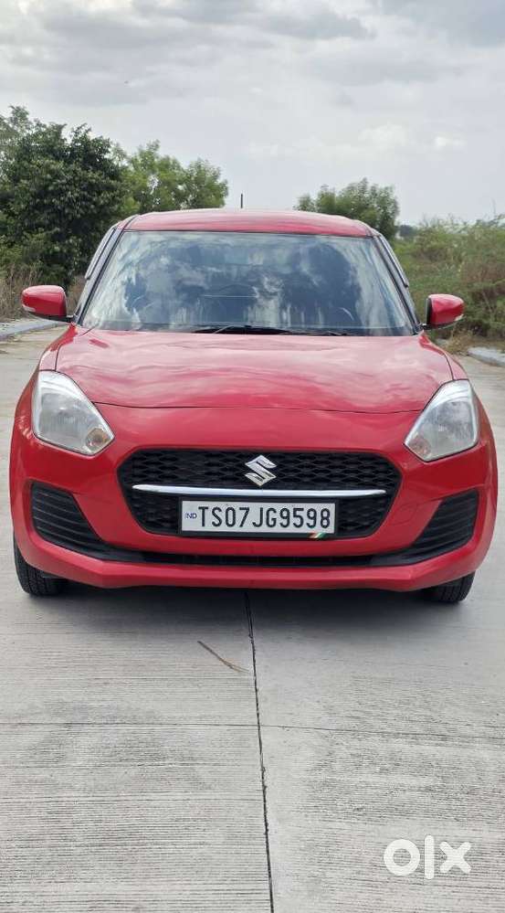 Maruti Suzuki Swift Vxi + Manual, 2022, Petrol