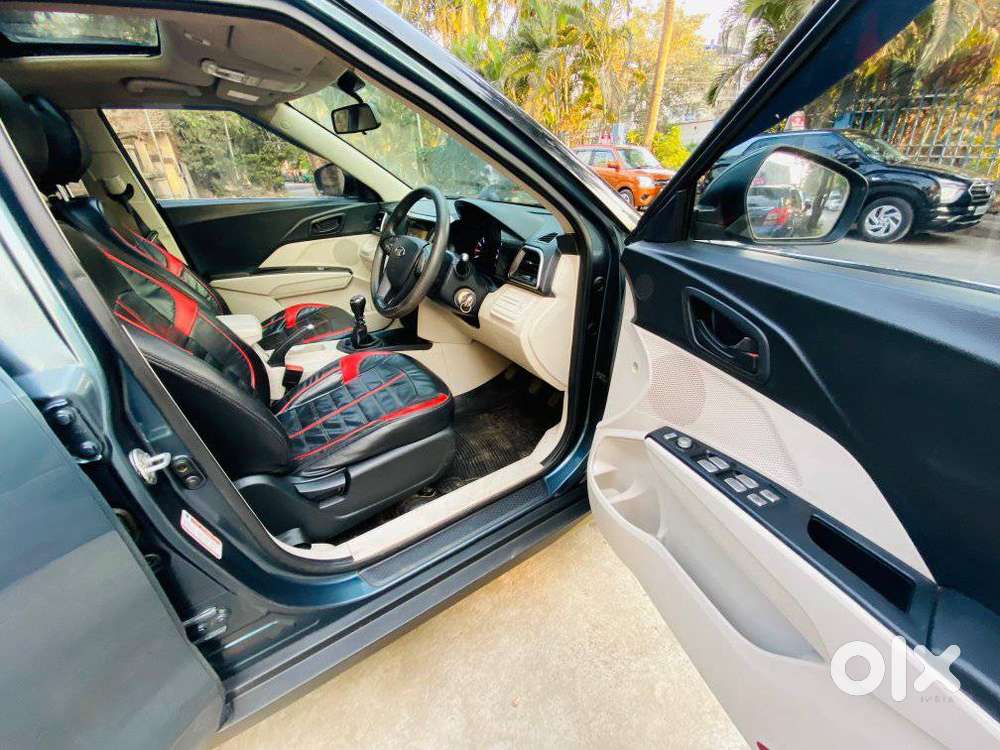 Mahindra Xuv300 W6, 2021, Petrol