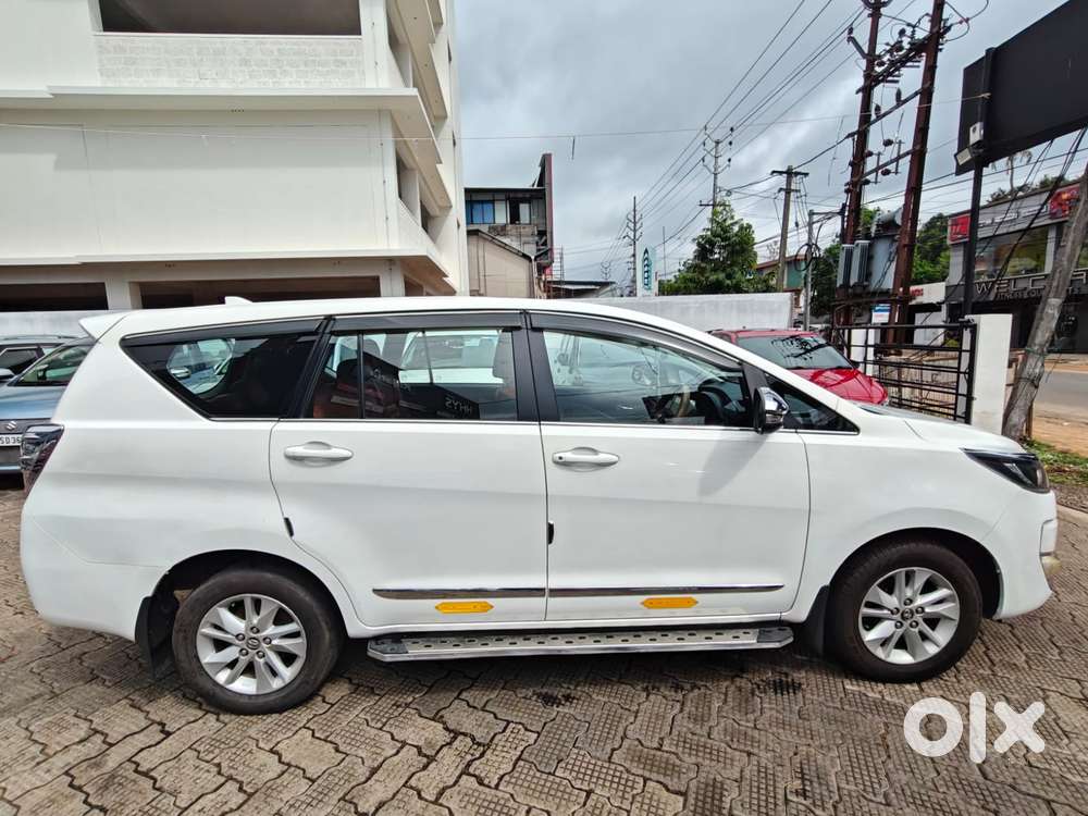 Toyota Innova Crysta 2.4 Gx Mt 8s, 2018, Diesel