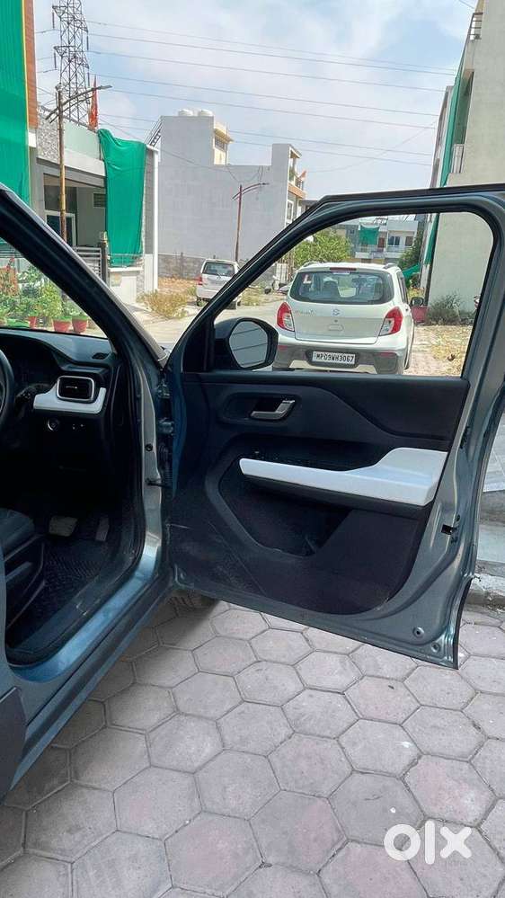 Tata Punch Creative Dt Amt