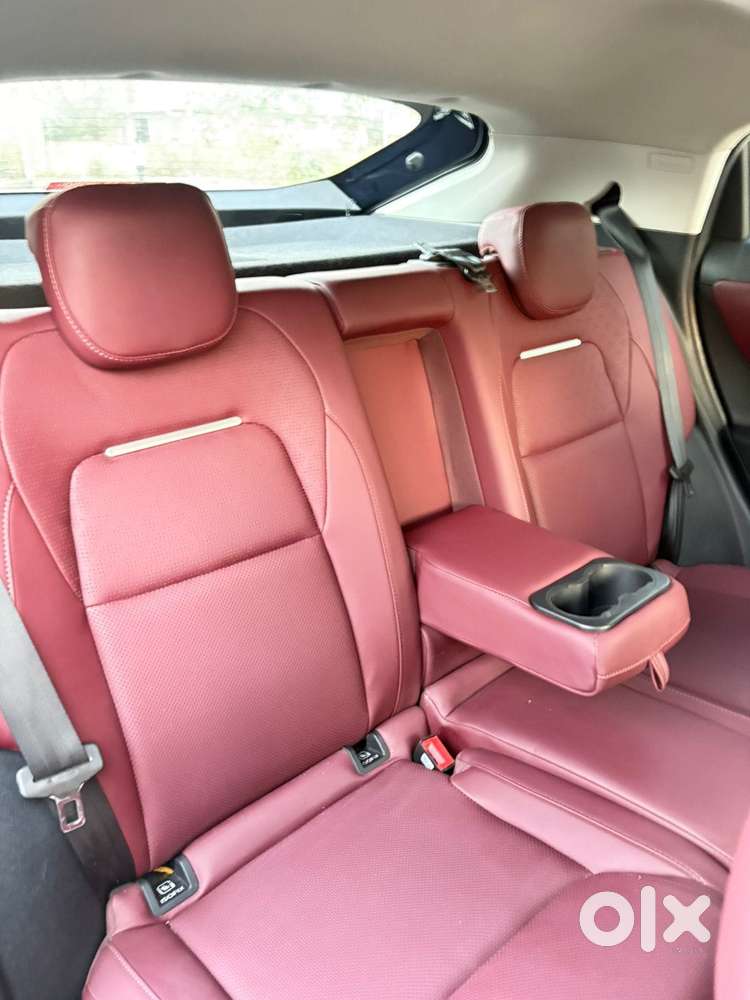 Tata Curvv Accomplished Plus A 1.2 Hyperion Gdi Petrol 6mt, 2024, Pe..