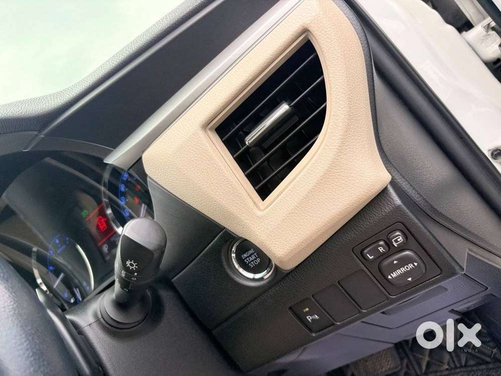 Toyota Corolla Altis Vl, 2014, Petrol