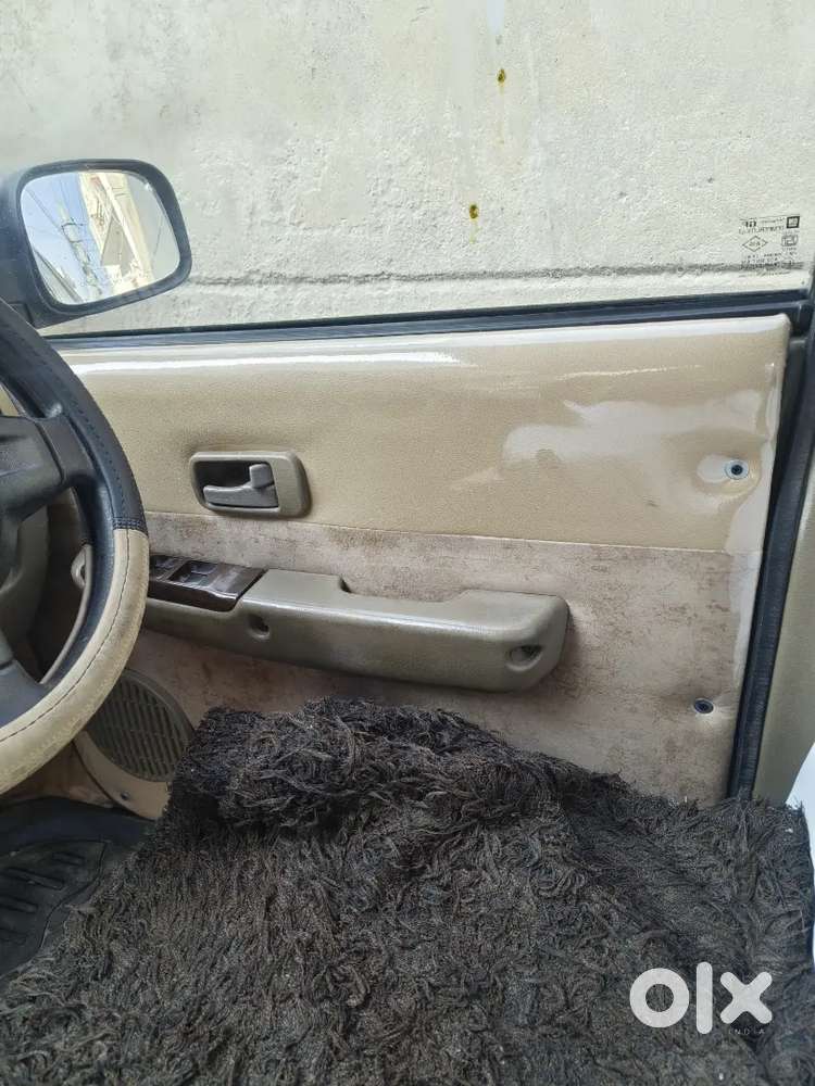 Tavera Top Model 7 Seater