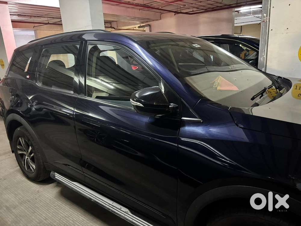 Mahindra Xuv700 2023 Petrol 13380 Km Driven