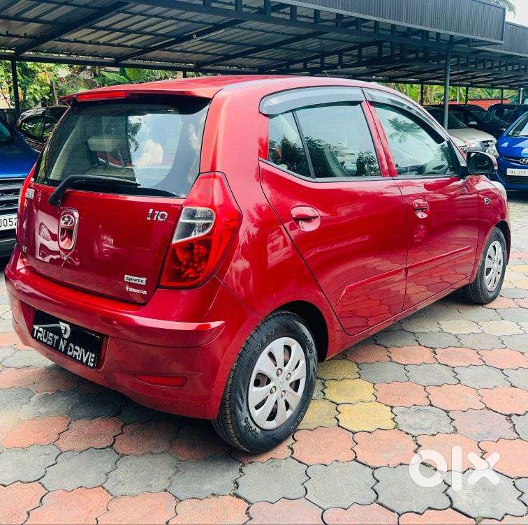 Hyundai I10 Sportz, 2012, Petrol