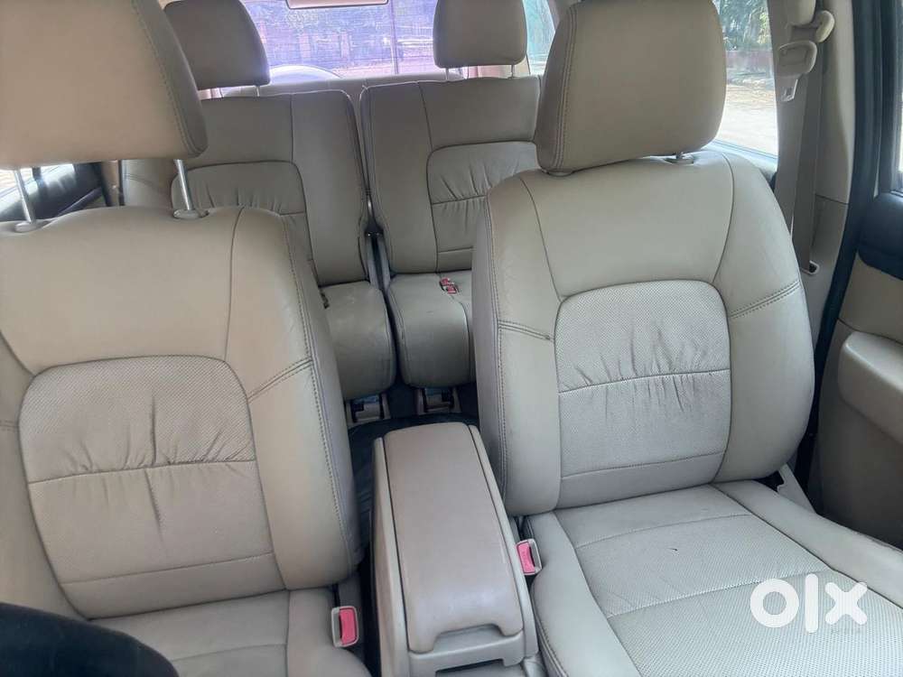 Ford Endeavour Titanium 2.2 4x2, 2012, Diesel