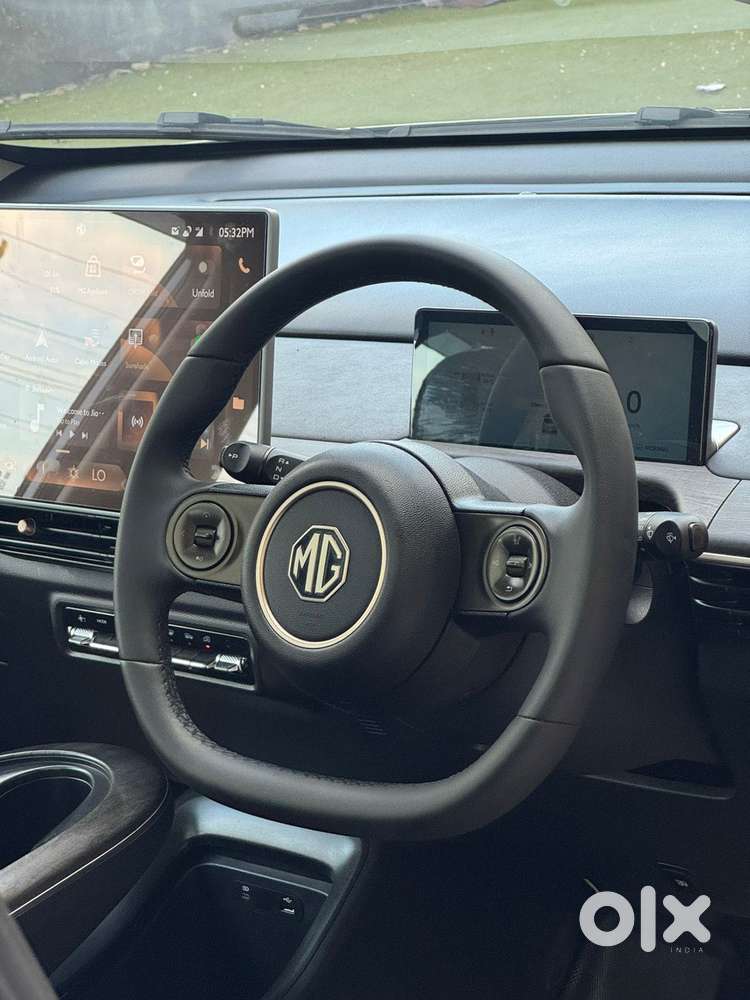 Mg Windsor Ev Essence, 2025, Electric