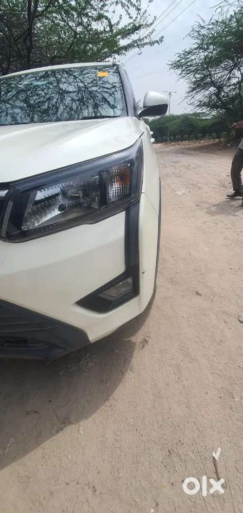 Well Maintained 1st Owner Xuv3oo Bs6 Diesel 62500kms