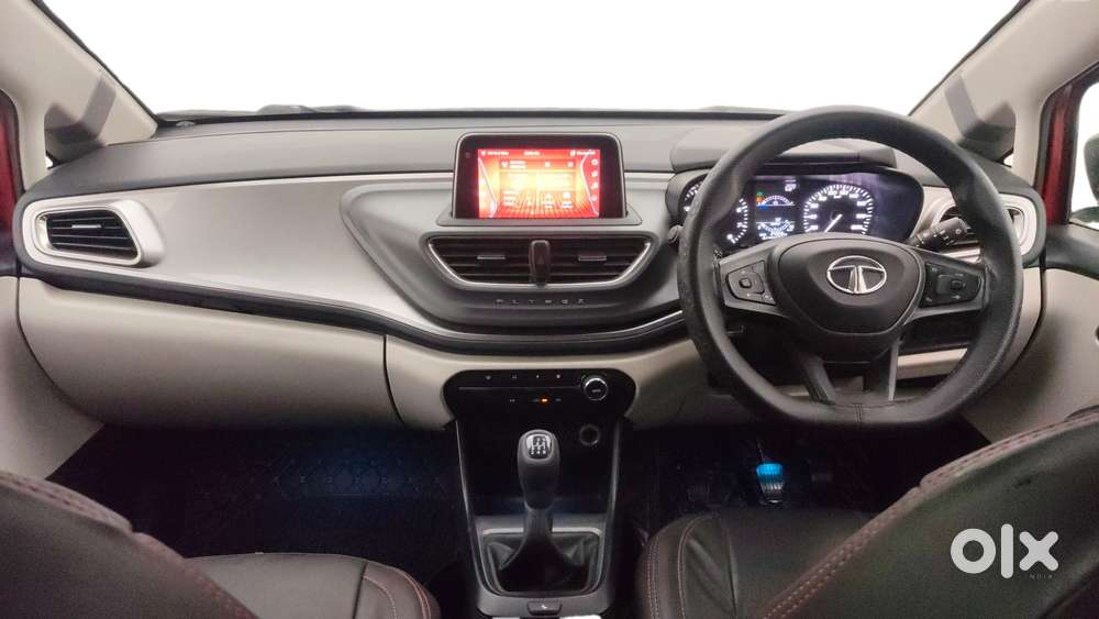 Tata Altroz 1.2 Xt, 2021, Petrol