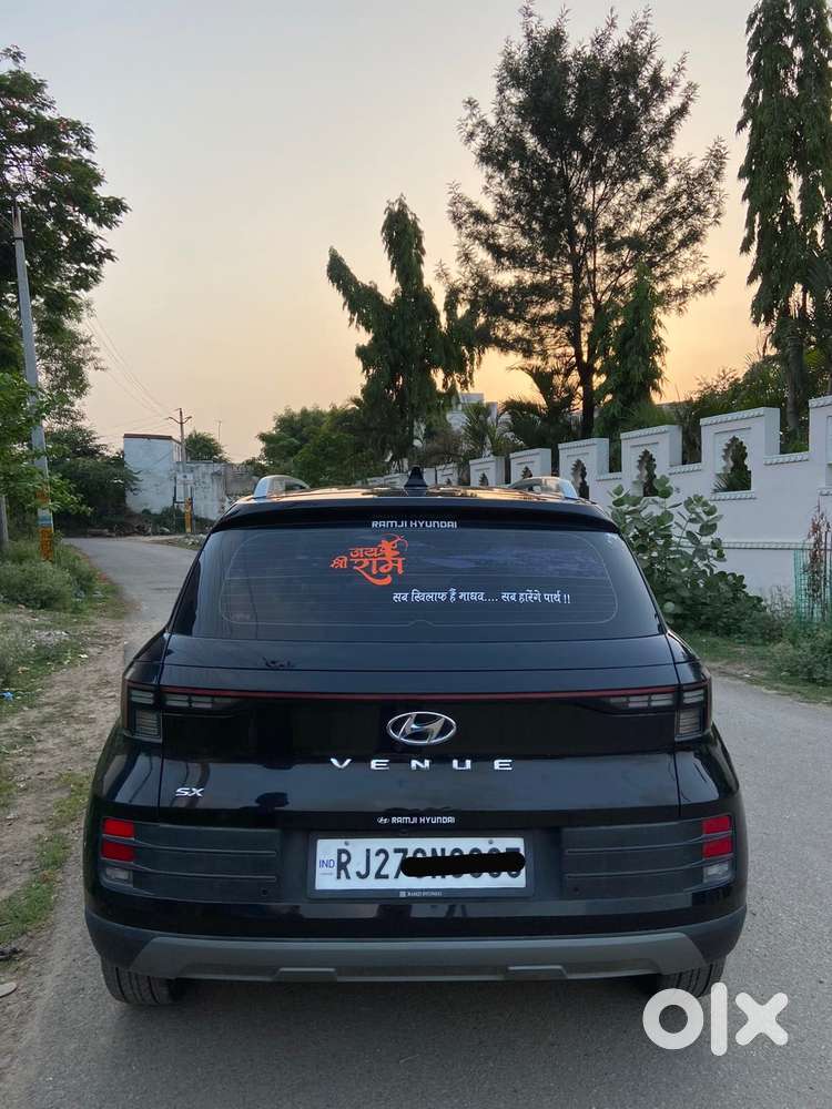 Hyundai Venue Sx 1.2 Mt Knight Edition, 2024, Petrol