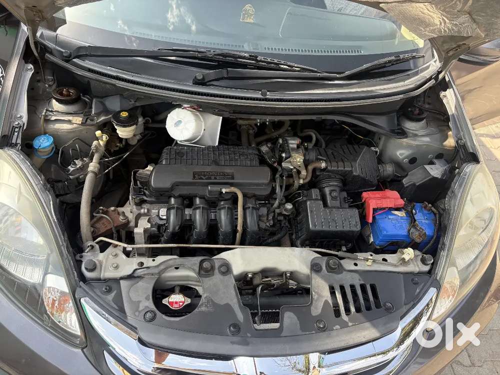 2018 Honda Amaze S ( Pride Edition)petrol Manual