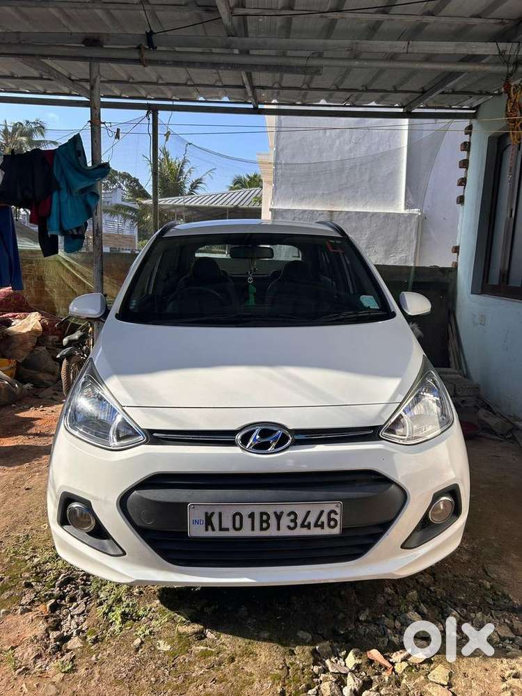 Hyundai Grand I10 2016 Petrol Well Maintained