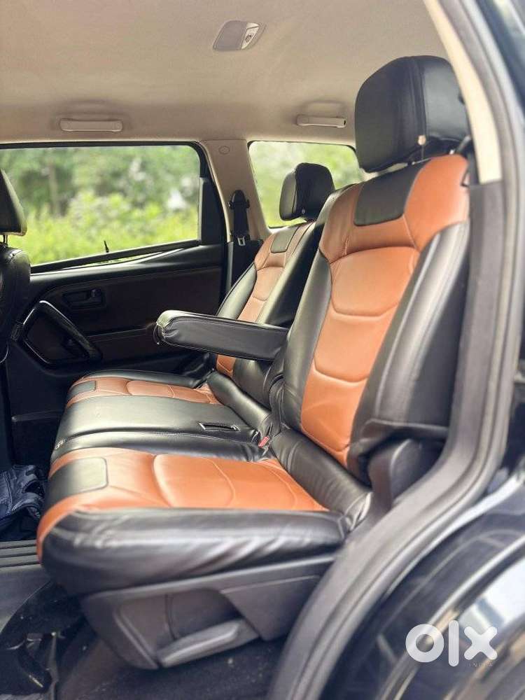 Mahindra Scorpio N Z2 Petrol Mt 6 Str, 2024, Petrol