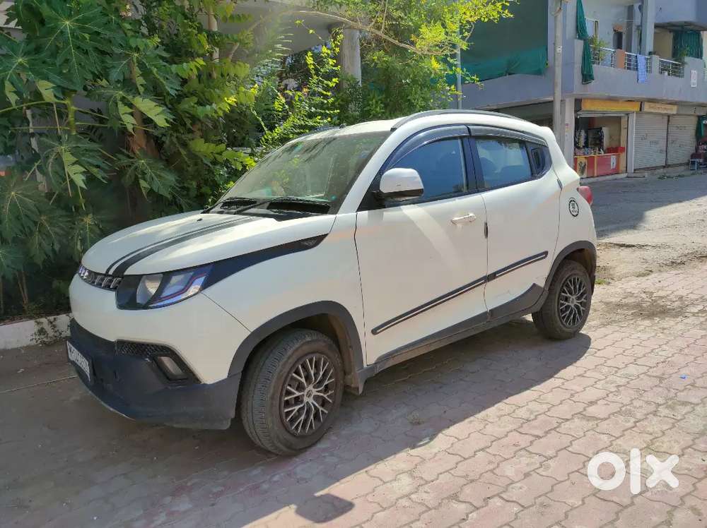 Mahindra Kuv100 Nxt 2016 Petrol