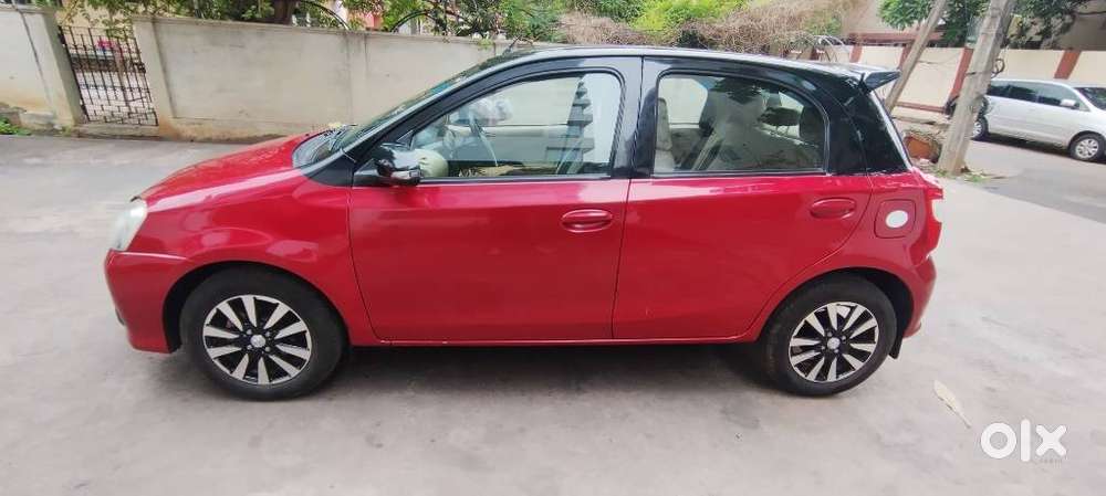 Toyota Etios Liva Vd Dual Tone, 2019, Diesel