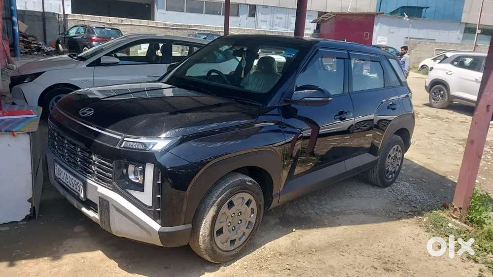 Hyundai New Venue 2026 Petrol 5400 Km Driven