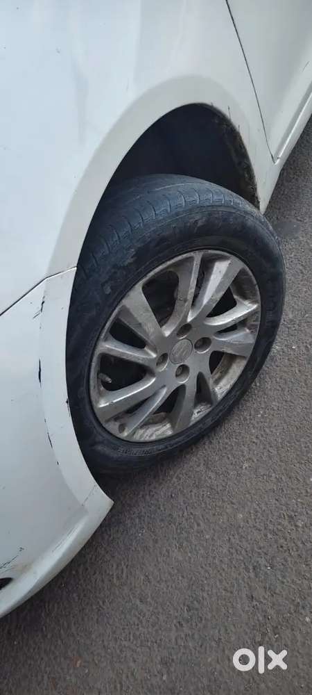 Maruti Suzuki Dzire 2017