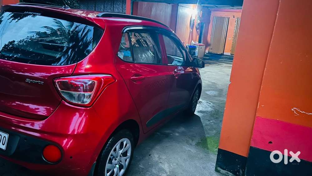 Hyundai Manual Petrol 2017