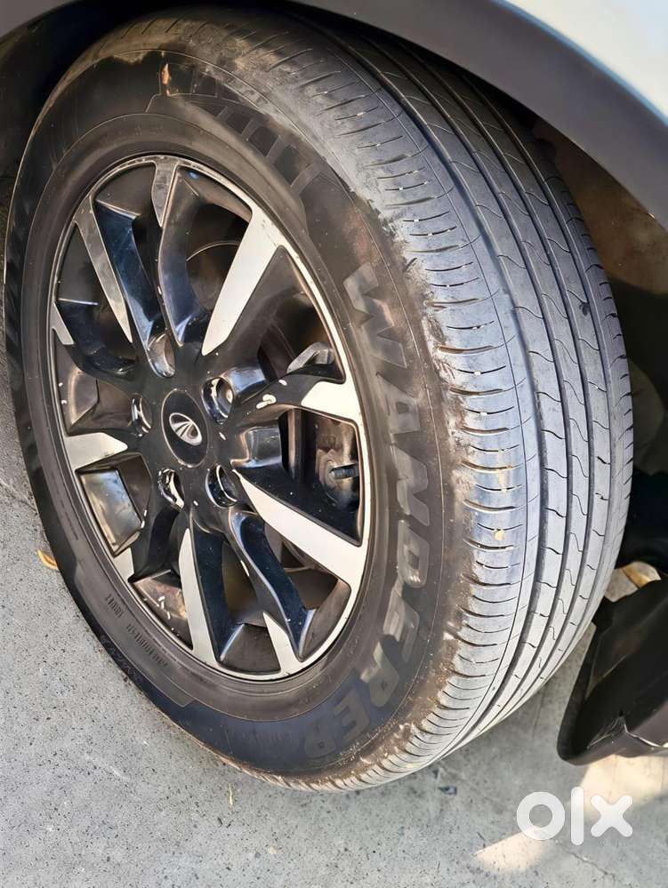 Mahindra Xuv500 W11 Option, 2018, Diesel