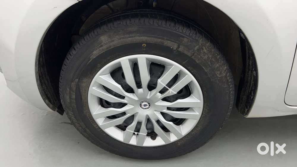 Maruti Suzuki Swift Amt Vvt Vxi, 2023, Petrol