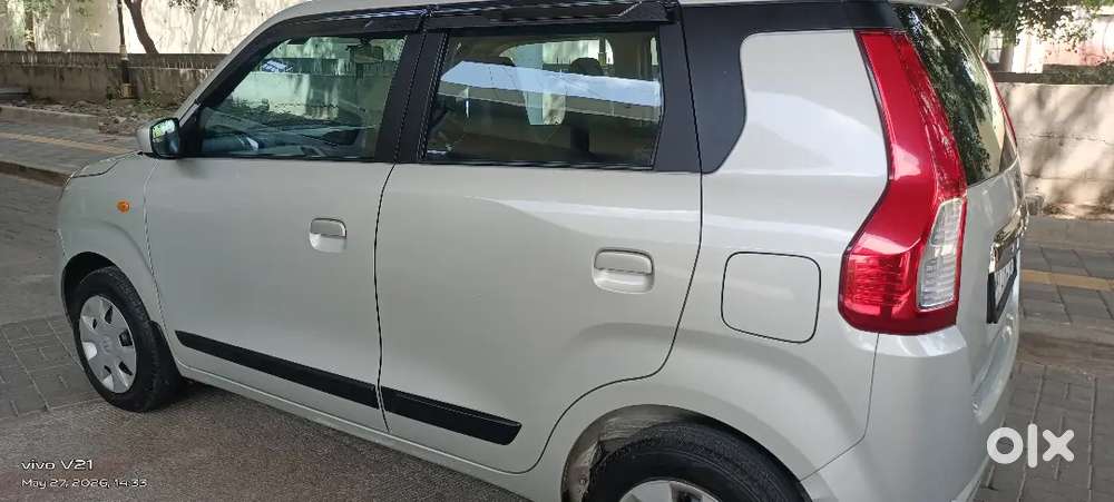 Maruti Suzuki Vxi (o)ags 1.2l All Showroom Maintain