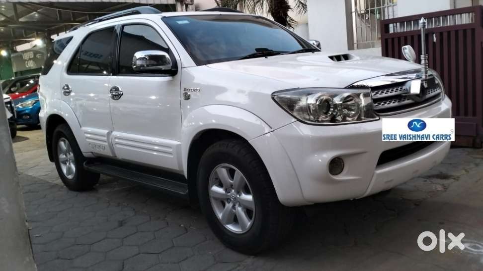 Toyota Fortuner 3.0 4x4 Manual, 2011, Diesel