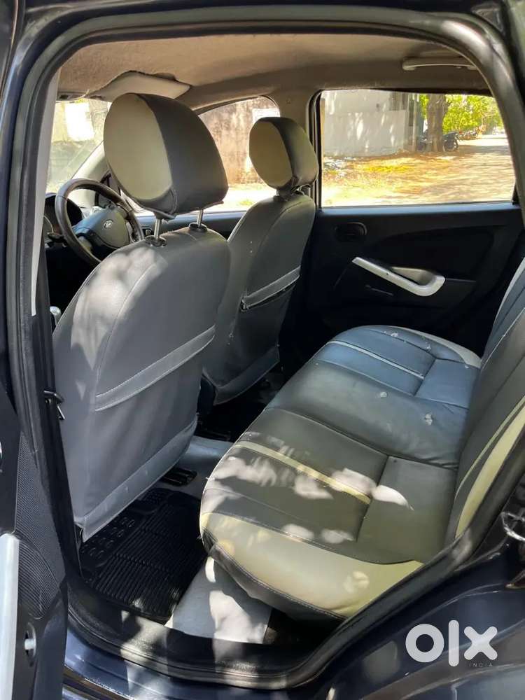 Ford Figo 2012 Diesel 120000 Km Driven
