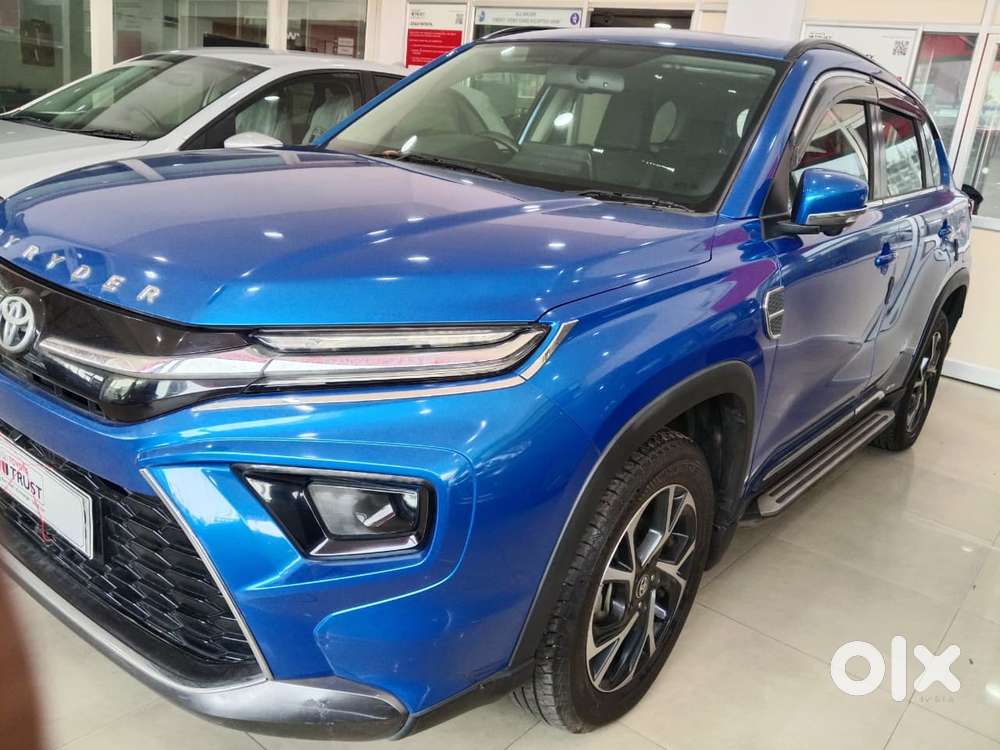 Toyota Urban Cruiser Hyryder, 2023, Petrol