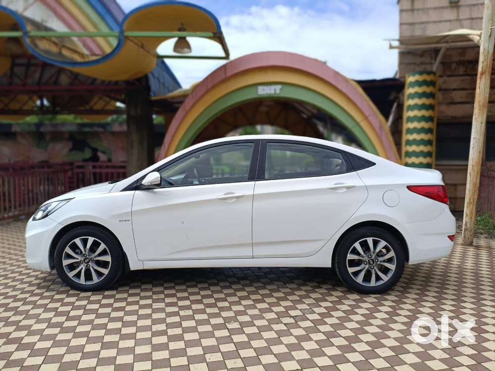 Hyundai Verna Fluidic 1.6 Vtvt Sx Automatic, 2014, Petrol