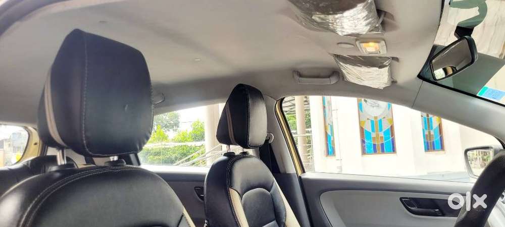 Tata Altroz 1.2 Xe, 2020, Petrol