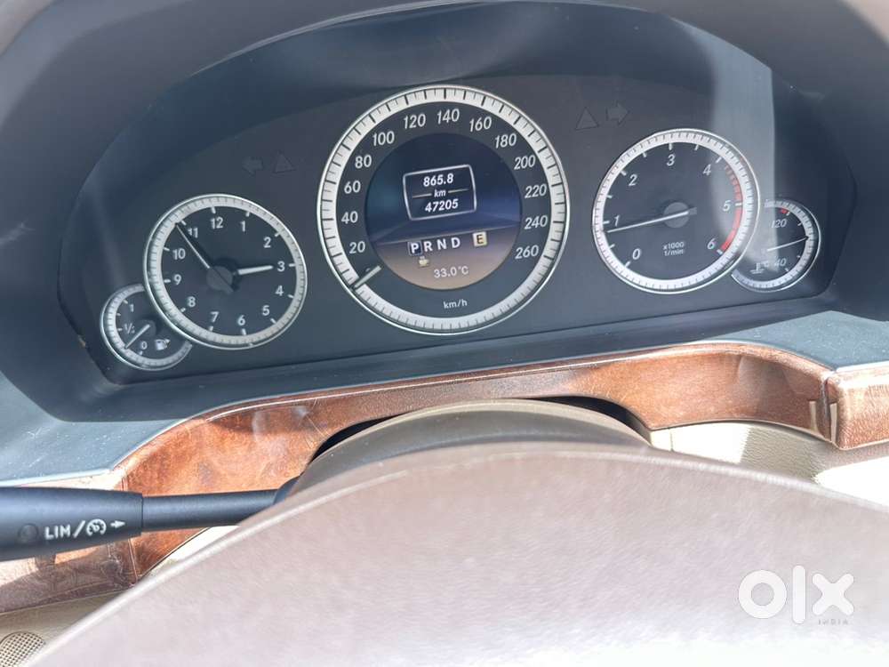 Mercedes-benz E-class 2012