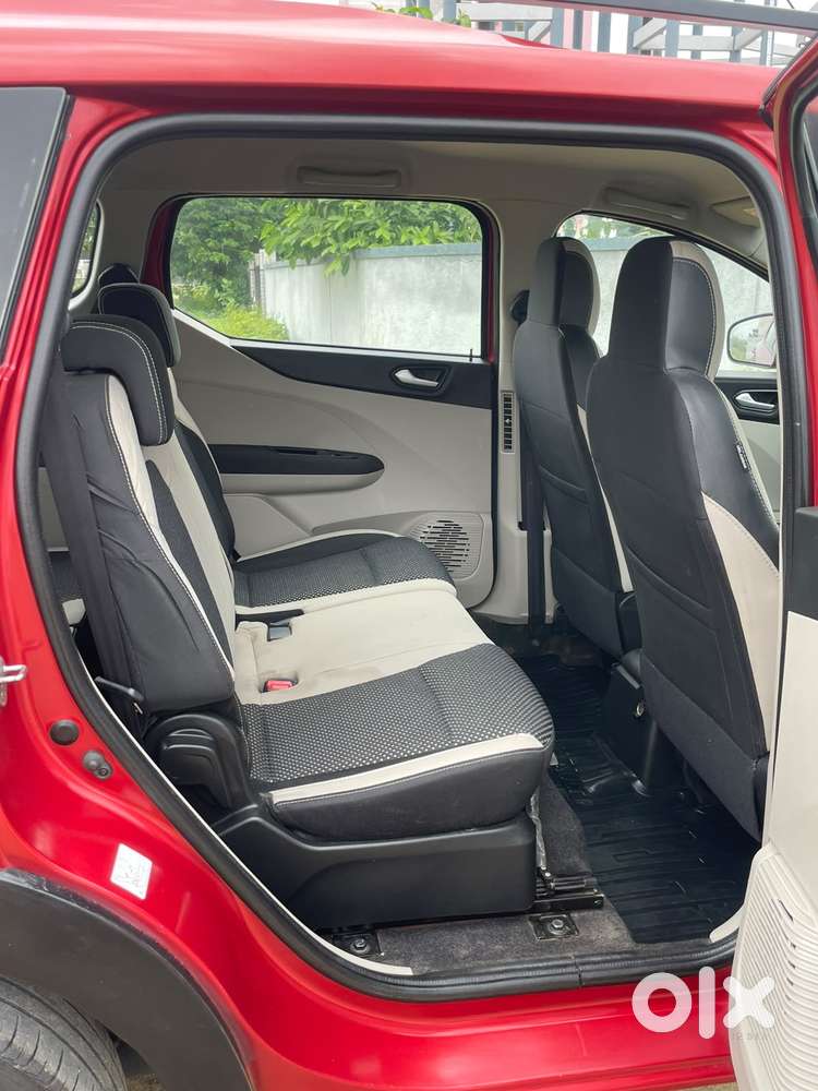 Renault Triber Rxz, 2021, Petrol