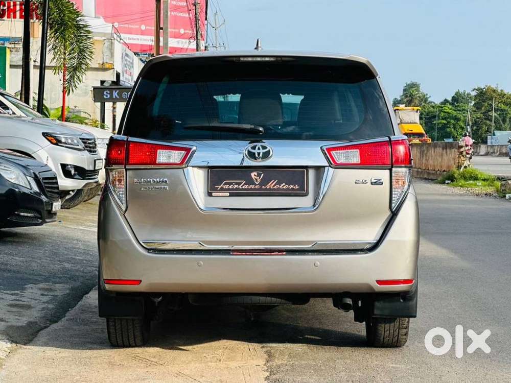 Toyota Innova Crysta 2.8z Automatic, 2017, Diesel