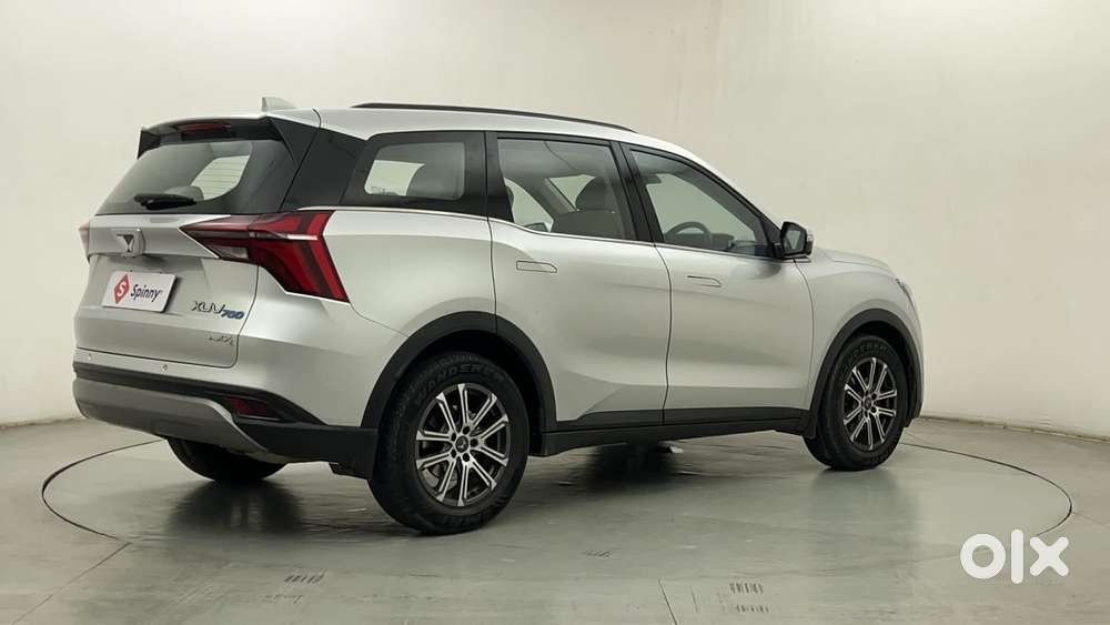 Mahindra Xuv700 2.0 Ax 7 Petrol At Luxury Pack Str, 2021, Petrol