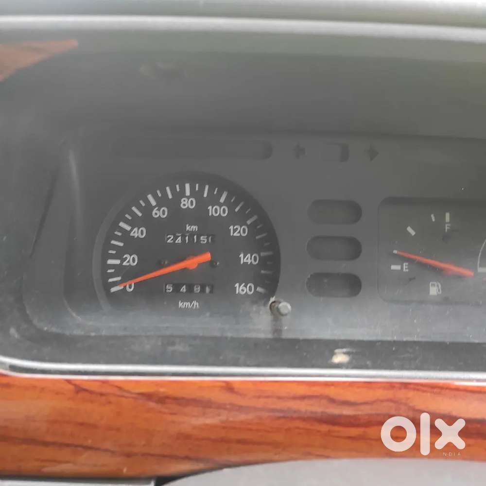 Toyota Qualis 2003 Diesel Well Maintained