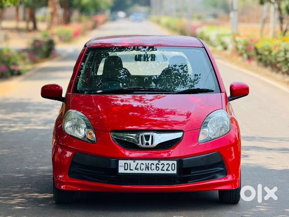 Honda Brio Smt (petrol) 2011/2nd Owner