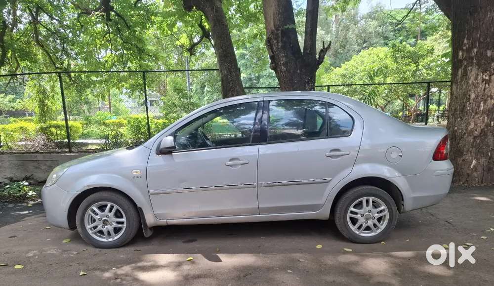 Ford Fiesta 1.4 Zxi 2011