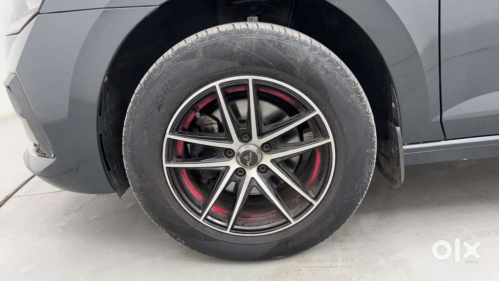 Skoda Slavia Active 1.0l Tsi Mt, 2022, Petrol